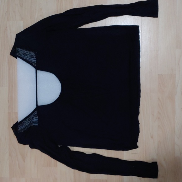 Long-Sleeved Cotton Blouse (Picture #2 is of front. Picture #3 is of back.) - Picture 3 of 3